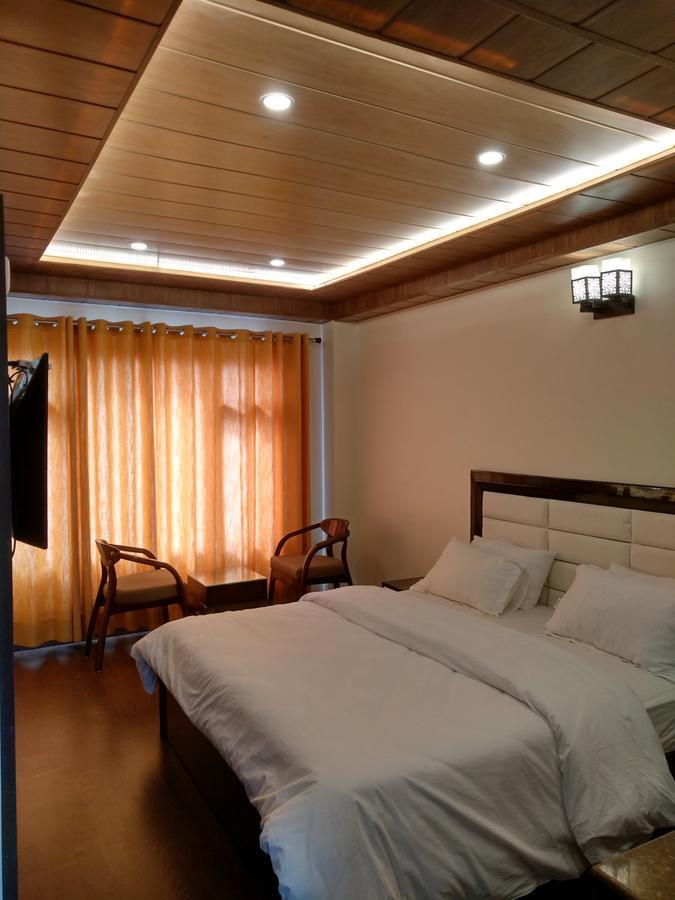 Hotel Dusk N Dawn Shimla Exterior foto