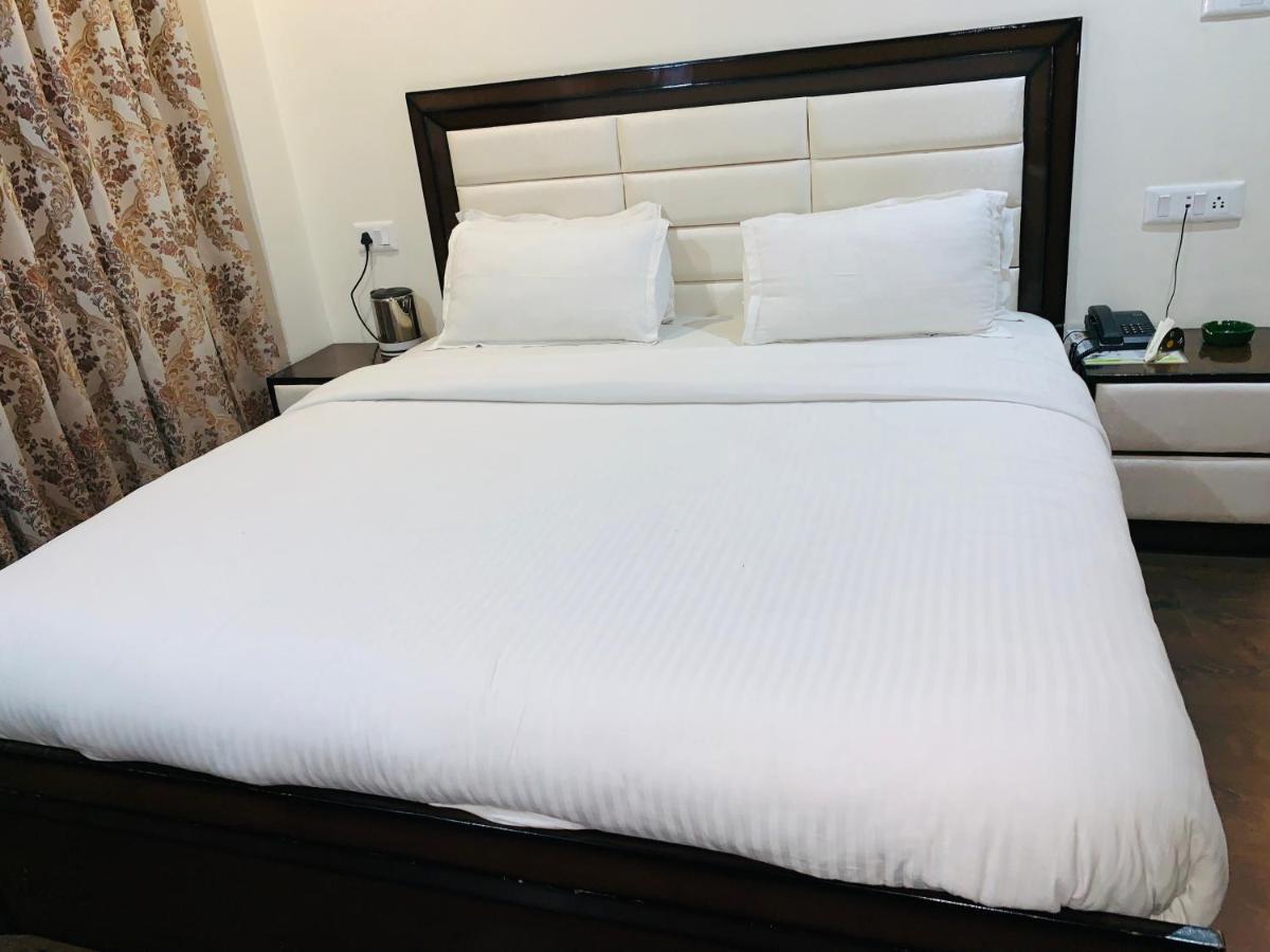 Hotel Dusk N Dawn Shimla Exterior foto