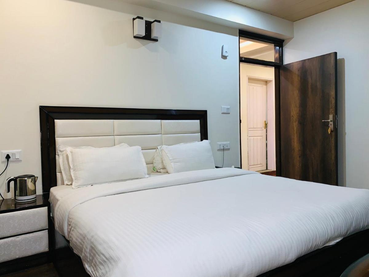 Hotel Dusk N Dawn Shimla Exterior foto